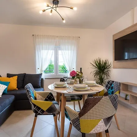 Apartament Ivan *