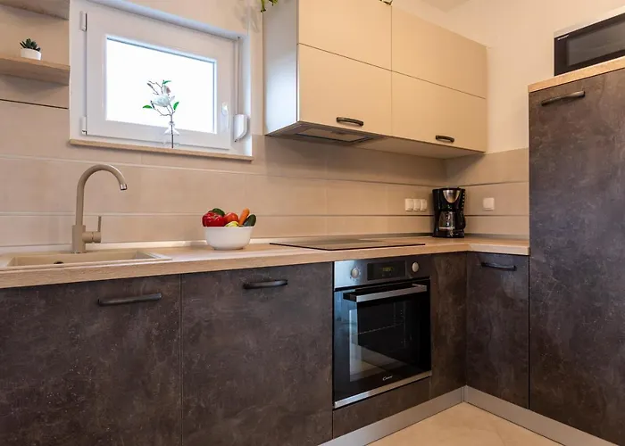 Ivan * Sveti Ivan Dobrinjski